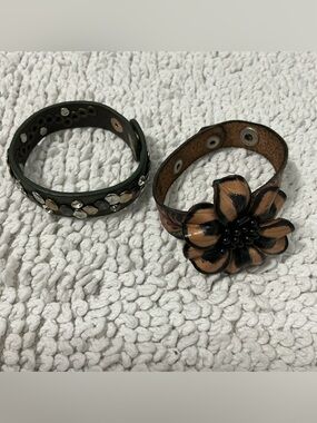 Bundle of 2 Black Leather Snap Bracelets Flower Tri color Stud